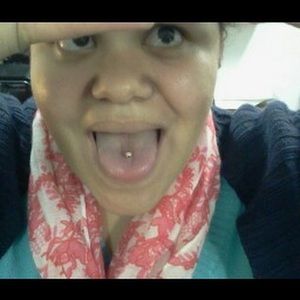 Meet your Posher, Fatima